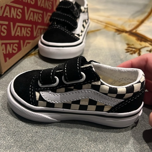 Vans old school V checkered size toddler size 4.5 brand new - Picture 3 of 3